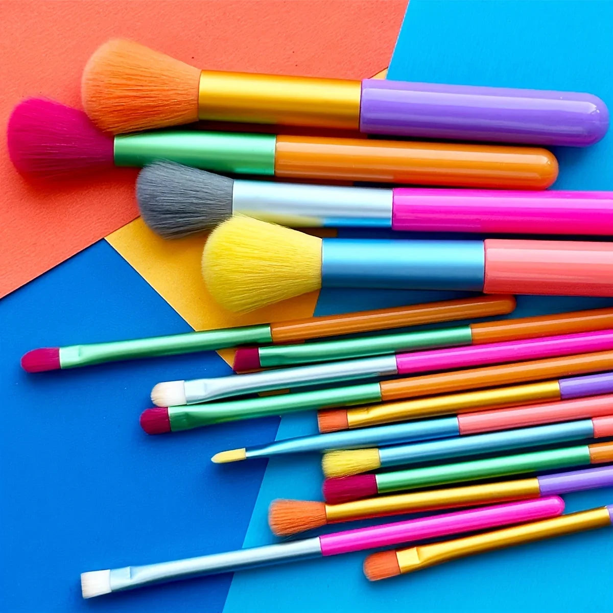 Makeup Brushes 15Pcs Colourful